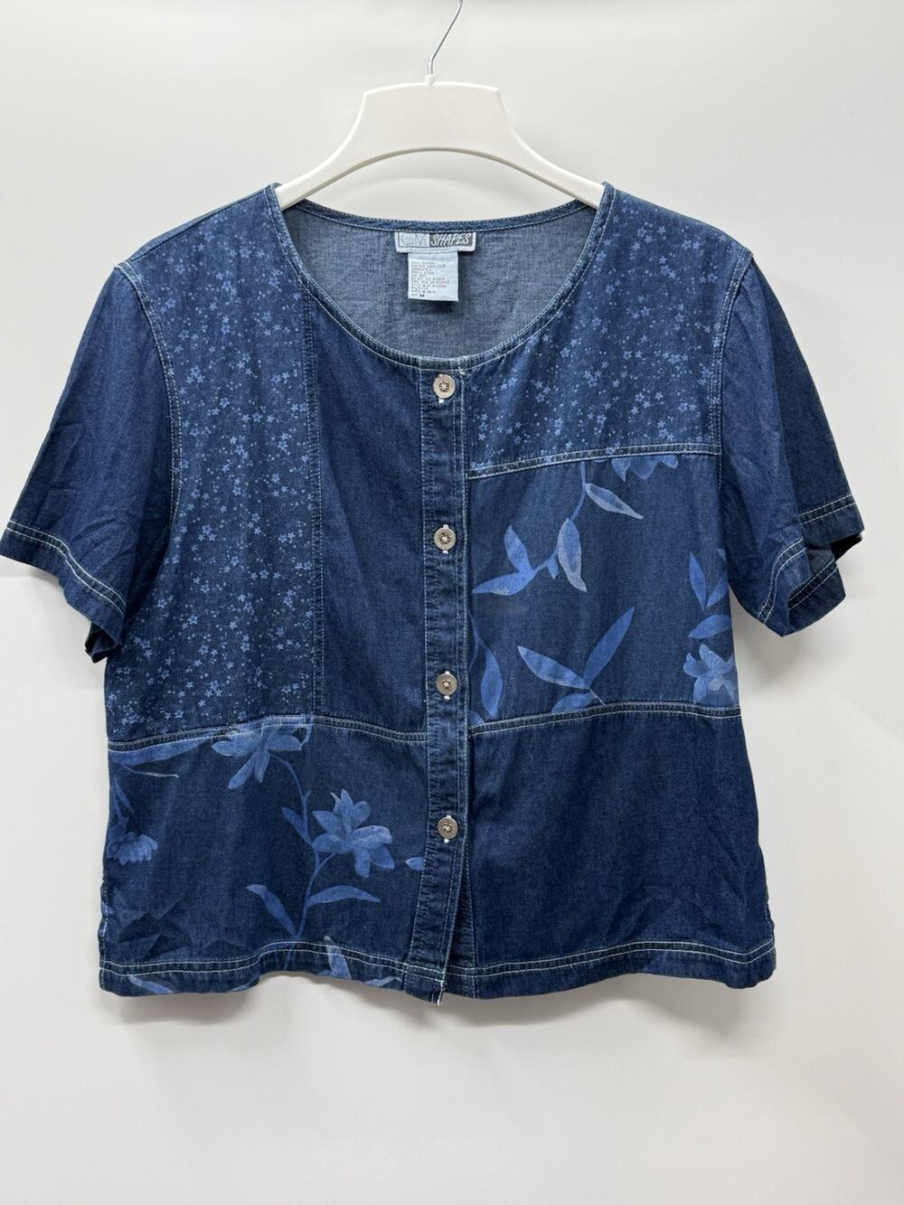 CM Shapes Womens M Blue Chambray Denim Floral Button Front Shirt 100% Cotton